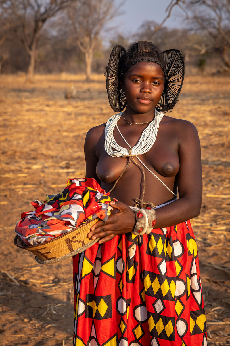 Sloní uši - Kmen Humbi, Angola | Planeta lidí