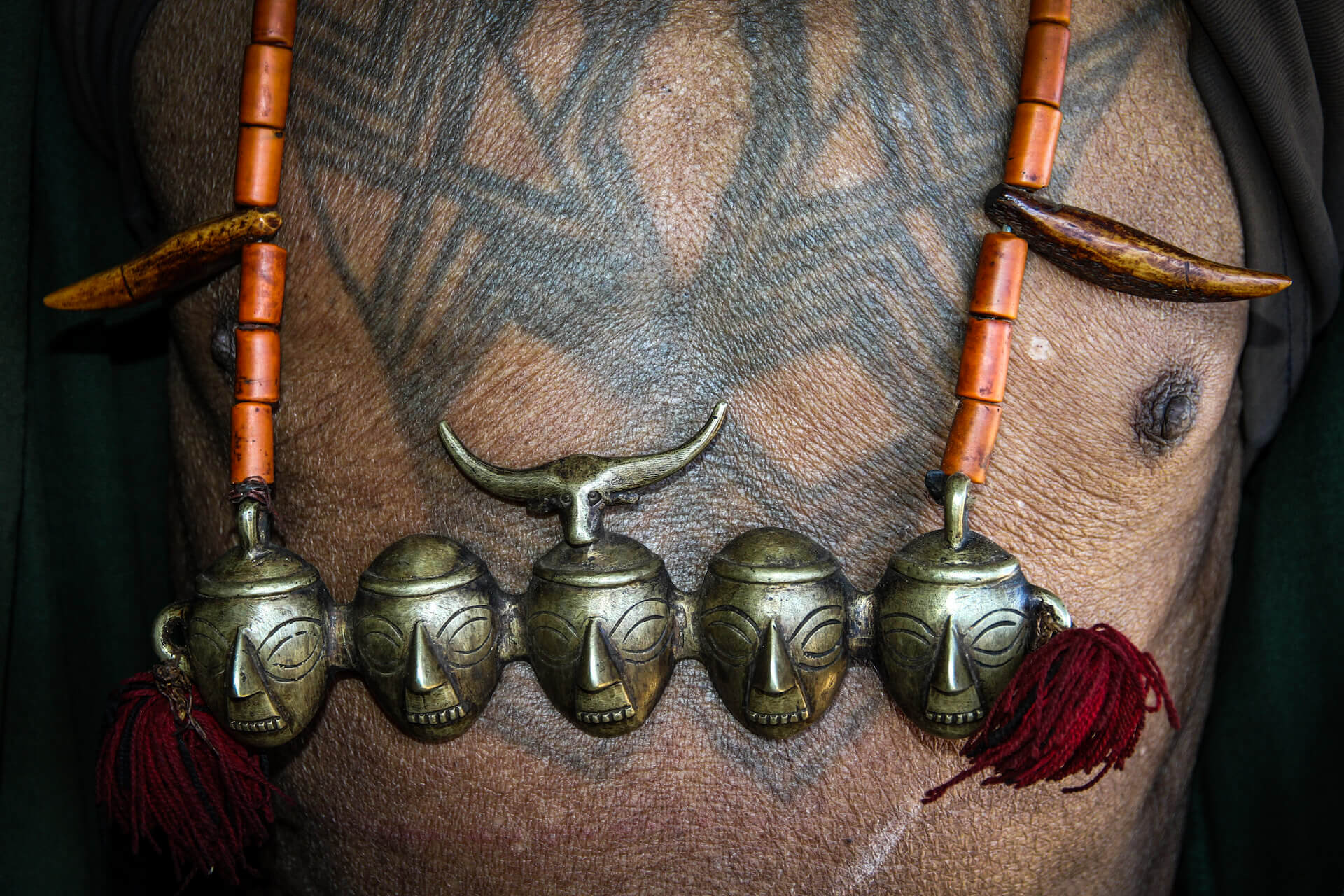 Tetování kmene Konyak, Nagaland - Planeta lidí