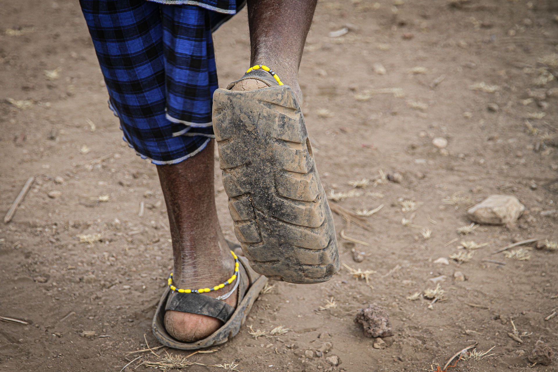 Masajské obuv z pneumatiky, NP Serengeti - Planeta lidí