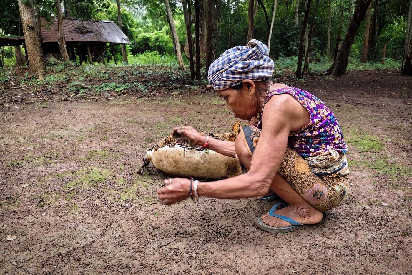Domy, kde žijí mrtví, kmen Tampuan - Kambodža | Milan Daněk | Planeta lidí