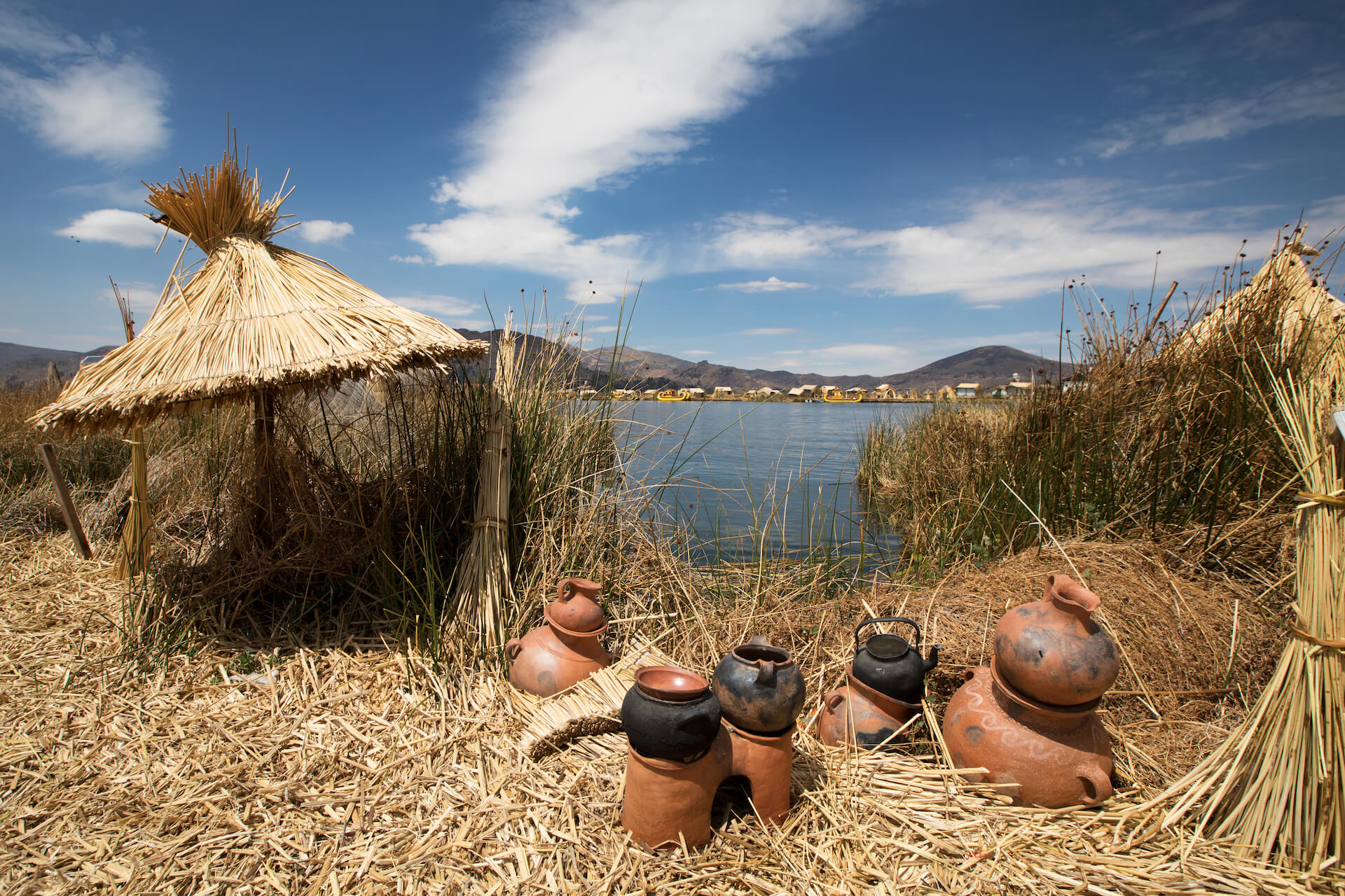Kuchyně kmene Uros - Jezero Titicaca - Martina Grmolenská | Planeta lidí