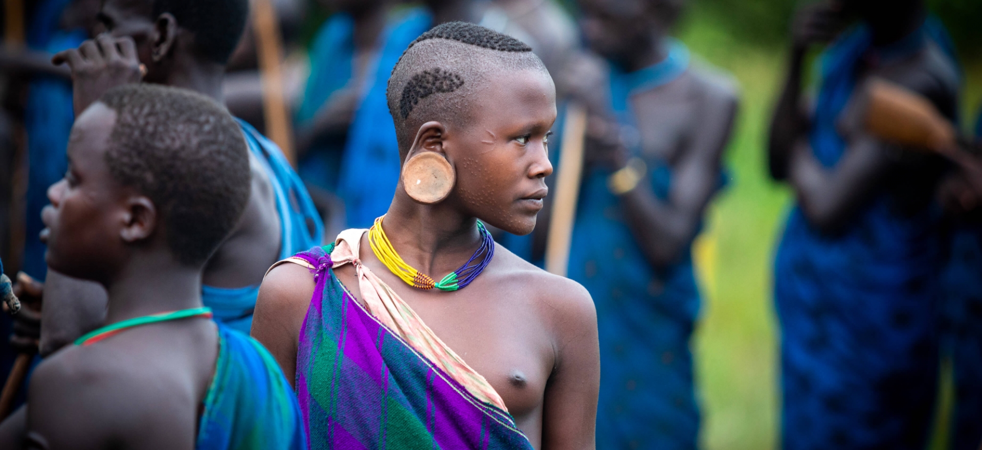 Divoký kmen Suri, Surmové - Jižní Etiopie, Planeta lidí