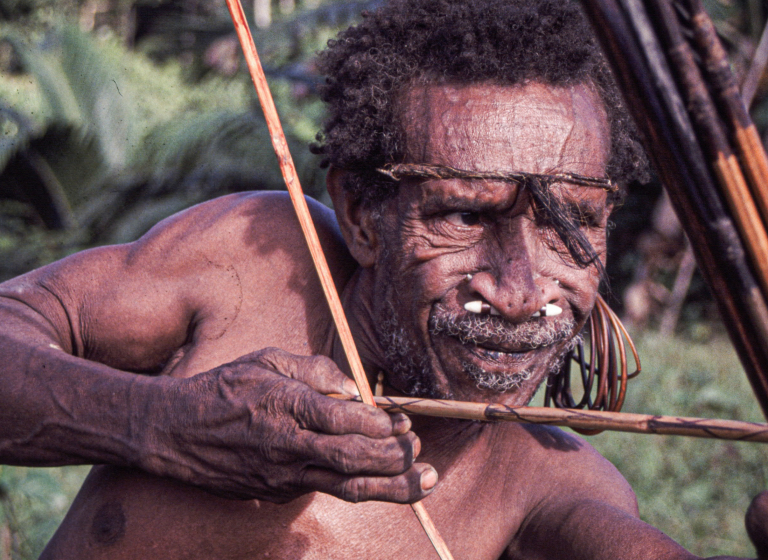 Kombai - Západní Papua, Planeta lidí - Jaromír Giecek