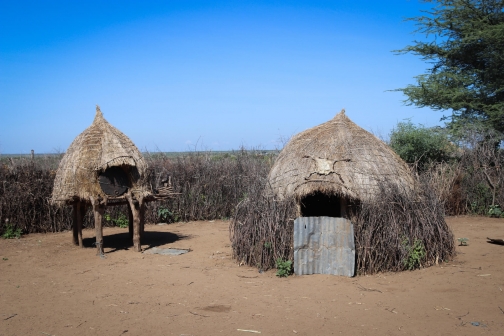 Vesnice kmene Nyangatom - Planeta lidí