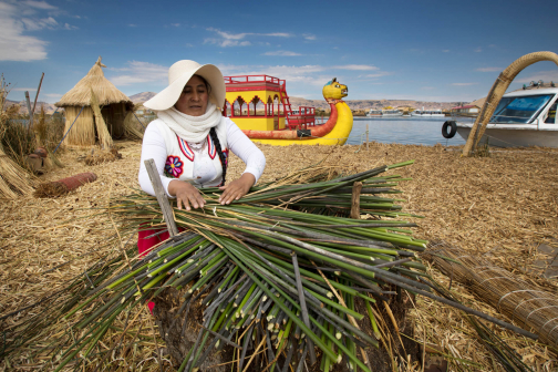 Kmen Uros, jezero Titicaca - Martina Grmolenská | Planeta lidí