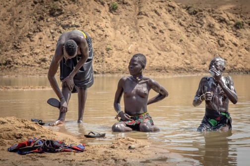 Strážci dobytka - Mundari, Jižní Súdán | Planeta lidí