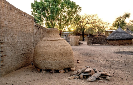 Dangaleat - Hadjarai - Lidé z hor | David Čečelský | Planeta lidí