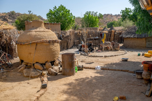 Dangaleat - Hadjarai - Lidé z hor | David Čečelský | Planeta lidí
