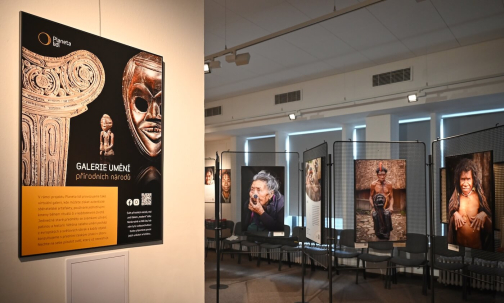 Výstava Planeta lidí v galerii V. Olivy v Novém Strašecí