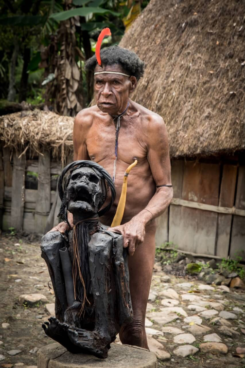 Kmen Dani, Západní Papua - David Čečelský, Planeta lidí