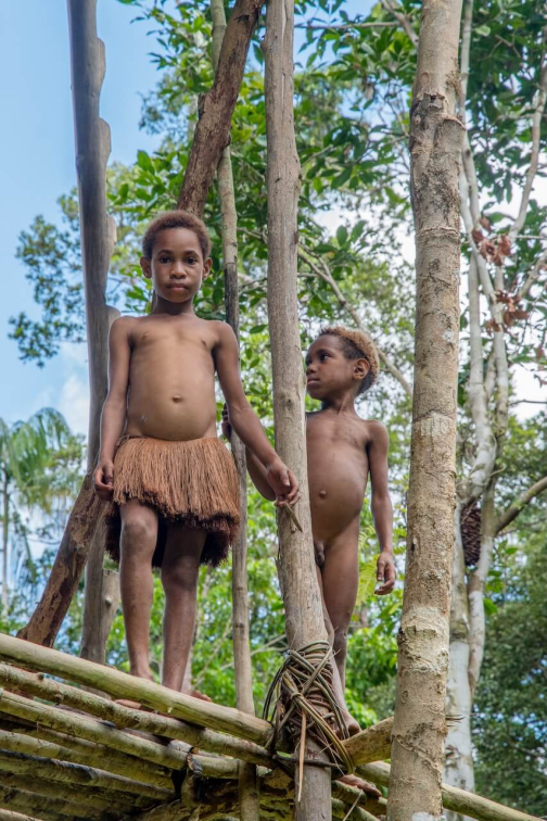 Korowajové, Západní Papua - David Čečelský - Planeta lidí