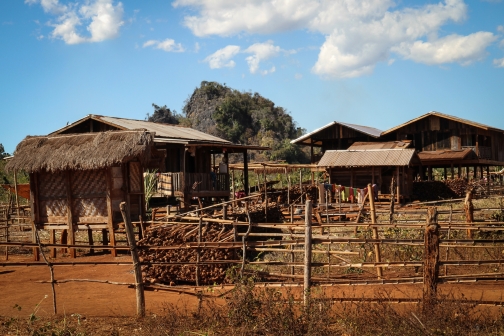 Padaung, Loikaw, východní Barma - Planeta lidí