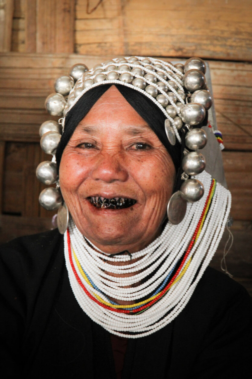 Akha, Východní Barma - Planeta lidí