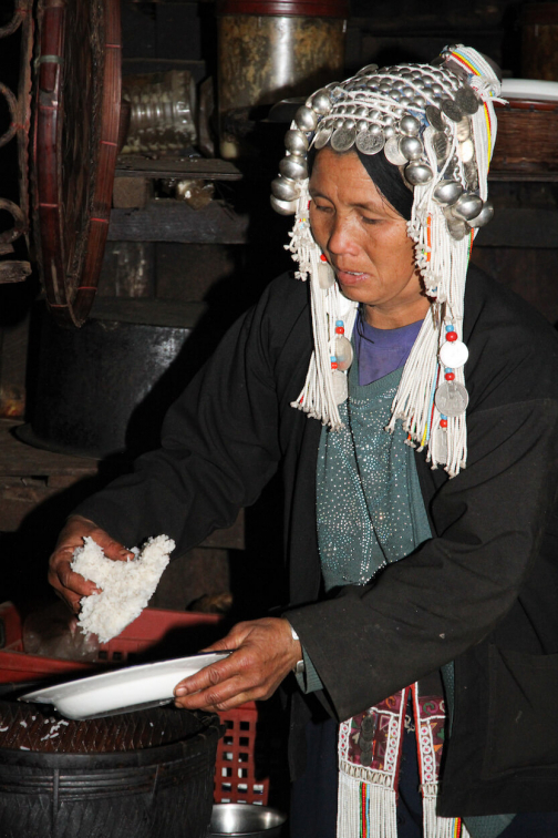 Akha, Východní Barma - Planeta lidí