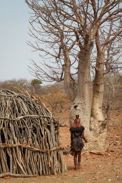 Himbové v okolí Epupa Falls, Namibie - Kaokeveld | Planeta lidí
