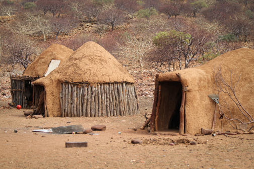 Himbové v okolí Epupa Falls, Namibie - Kaokeveld | Planeta lidí