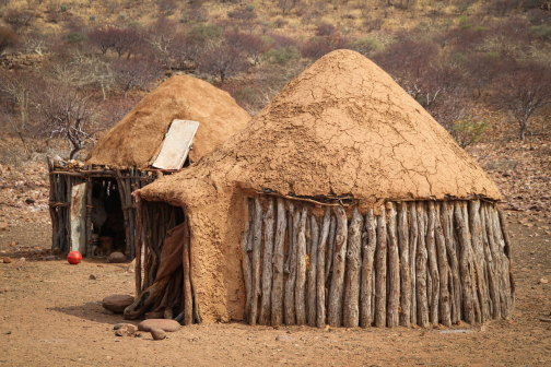 Himbové v okolí Epupa Falls, Namibie - Kaokeveld | Planeta lidí