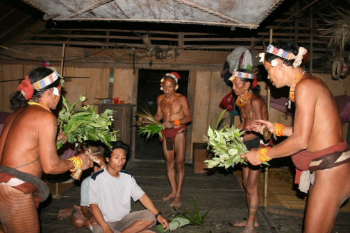 Mentawai - Ostrov Siberut, Indonésie - Miroslav Haluza | Planeta lidí