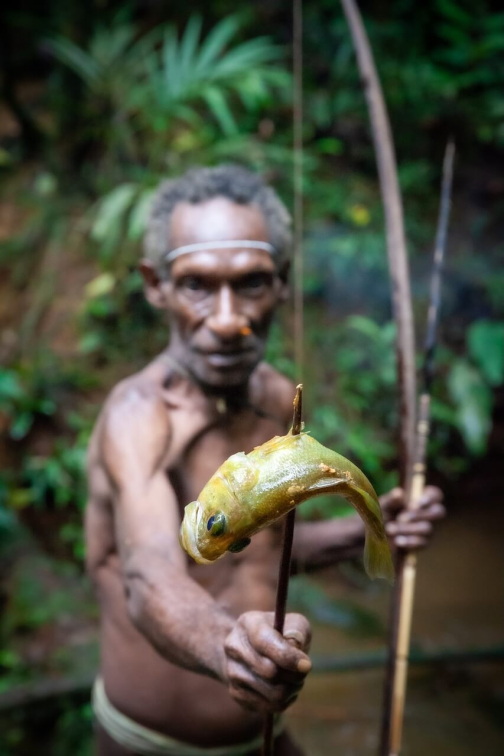 Ze života Korowai, Irian Jaya, Indonésie | Planeta lidí - David Švejnoha