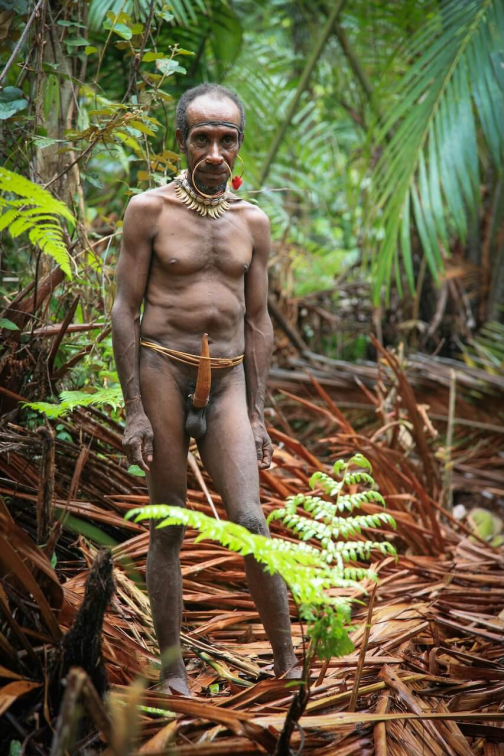 Kombai - Západní Papua, Indonésie - Miroslav Haluza | Planeta lidí