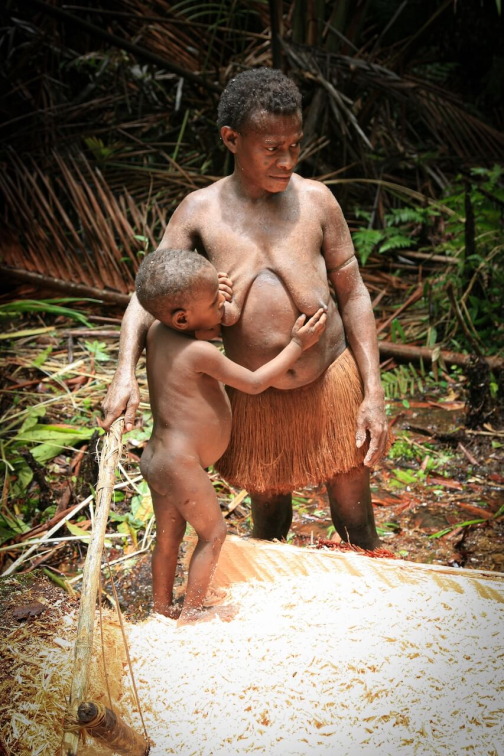 Kombai - Západní Papua, Indonésie - Miroslav Haluza | Planeta lidí