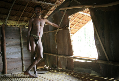 Kombai - Západní Papua, Indonésie - Miroslav Haluza | Planeta lidí