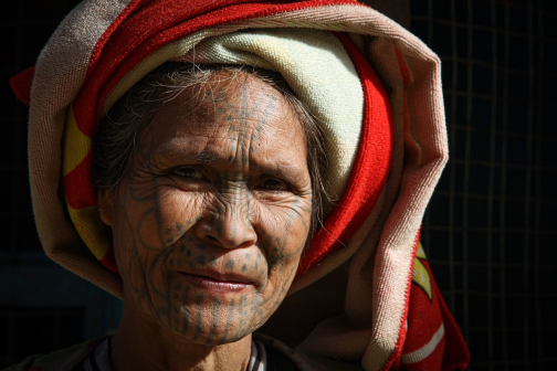Kmen Muun Chin - Barma, Myanmar - Planeta lidí