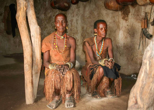 Tatoga  - Jezero Eyasi, Tanzanie - Jaromír Giecek | Planeta lidí
