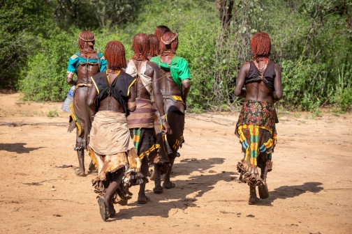 Bull Jumping - Ukule Bula, kmen Hamar - Jižní Etiopie | Planeta lidí - David Švejnoha