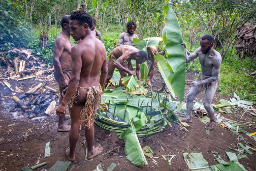 Asarové - Asaro, Mudmen, Holosa - Papua - Nová Guinea | Planeta lidí