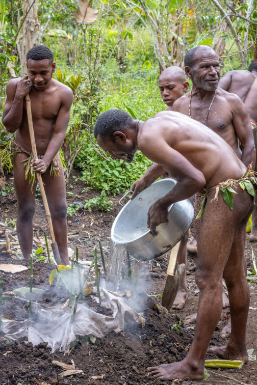 Asarové - Asaro, Mudmen, Holosa - Papua - Nová Guinea | Planeta lidí