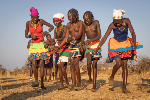 Kmen Dimba | Dhimba | Zemba - Jižní Angola | Planeta lidí