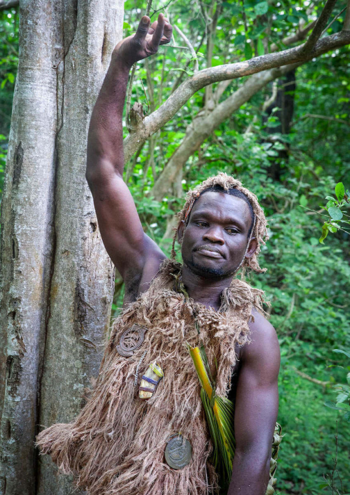 Bushman Didi, Mawanda tribe, NP Nyerere, Tanzánie - Planeta lidí