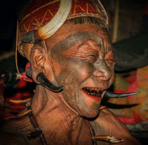 Poslední lovec lebek - Naga Konyak, Indie - Planeta lidí